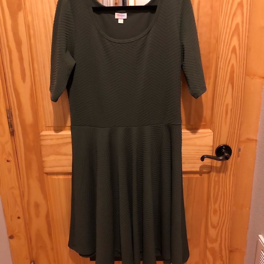 3x lularoe Nicole dress